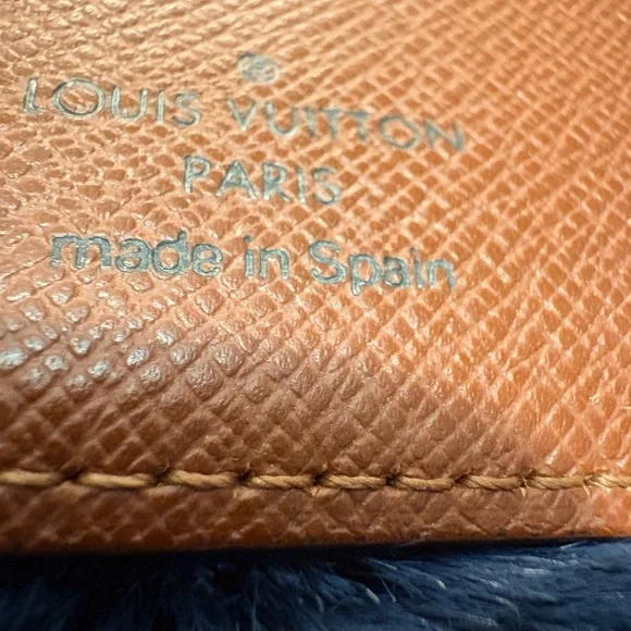 Louis Vuitton Vintage Tan Leather Wallet/ Cardholder - Picture 2 of 14